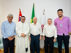 Santa Casa renova acordo com Diocese de Santos para serviço de Capelania